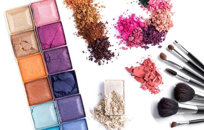 The Difference Between Eyeshadow Textures | Beth Bender Beauty