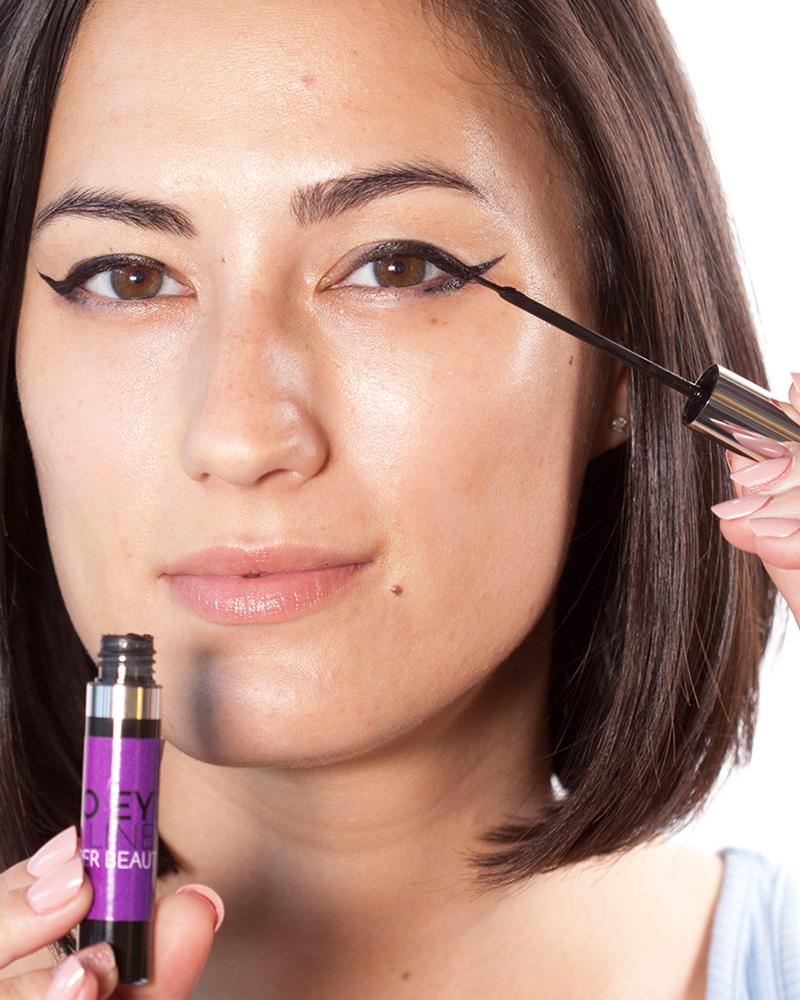 Eye To Eye Liquid Gel Liner Dusk - Beth Bender Beauty