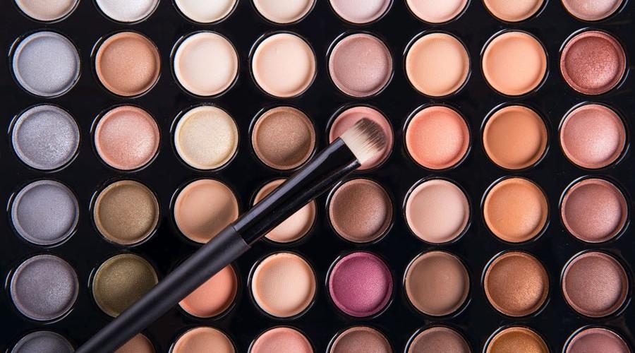 Essential Makeup Products For Beginners