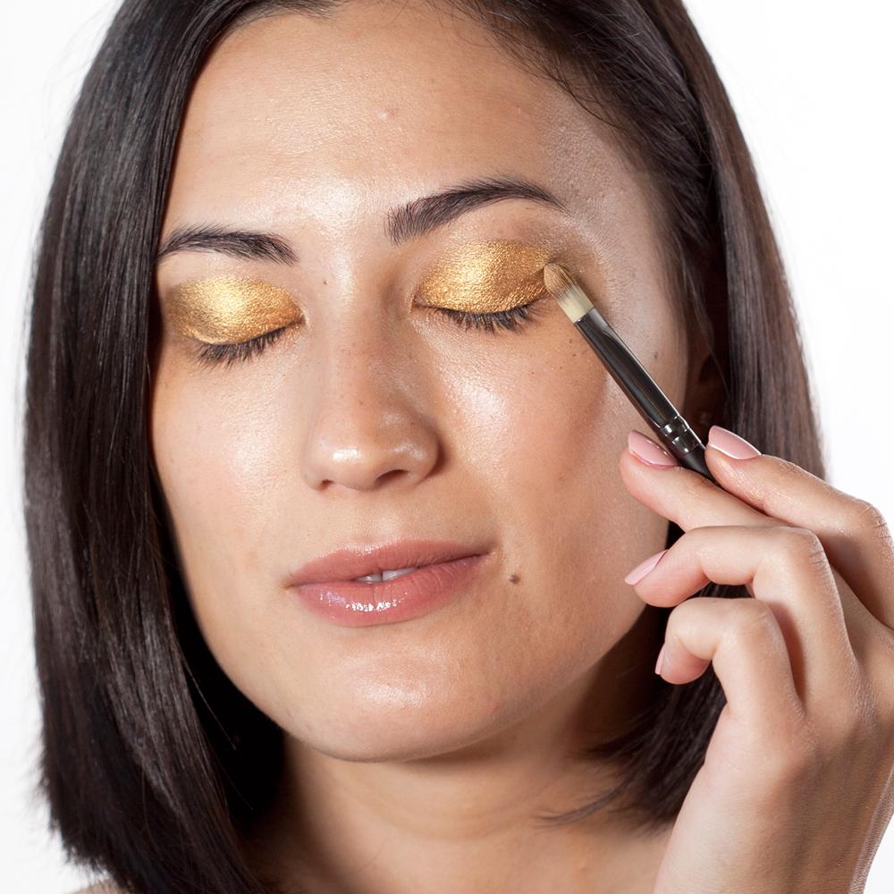 Tips And Tricks To Make Your Eyes Pop Beth Bender Beauty 
